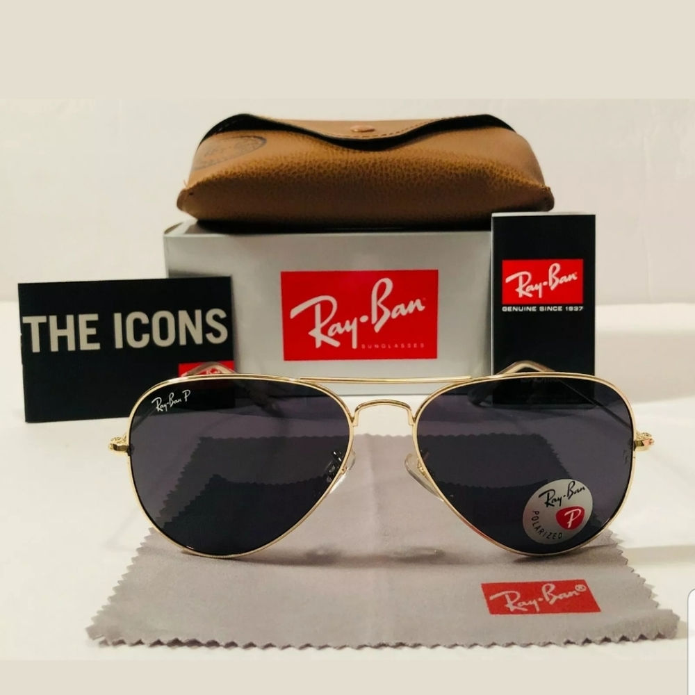 Ray-Ban Aviator RB3025 Polarized Gold Frame Black